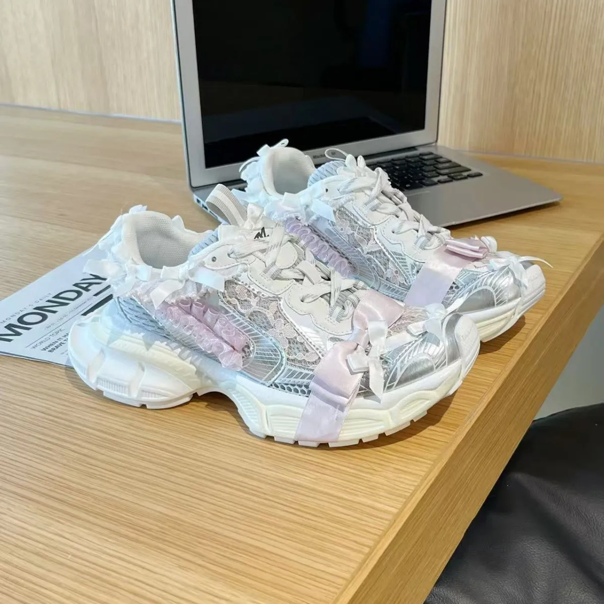 

Paris Vintage Knot Lace Thick Bottom Dad Shoes Women's Mesh Casual Sports Shoes Summer 2025 Fashion High Heel round...