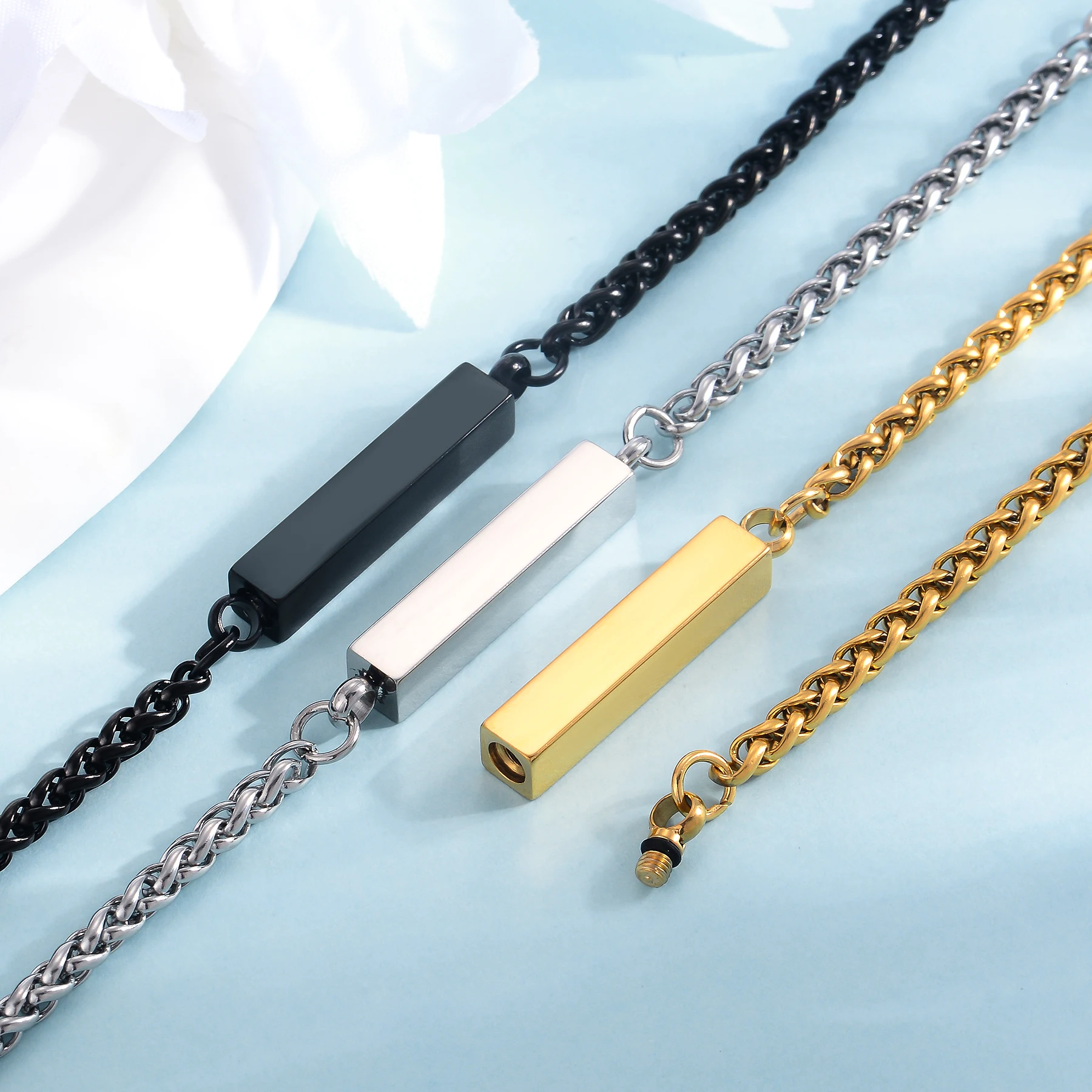 Gelang Rantai Batang Persegi K - Coordinates Bracelet ulasan dan harga