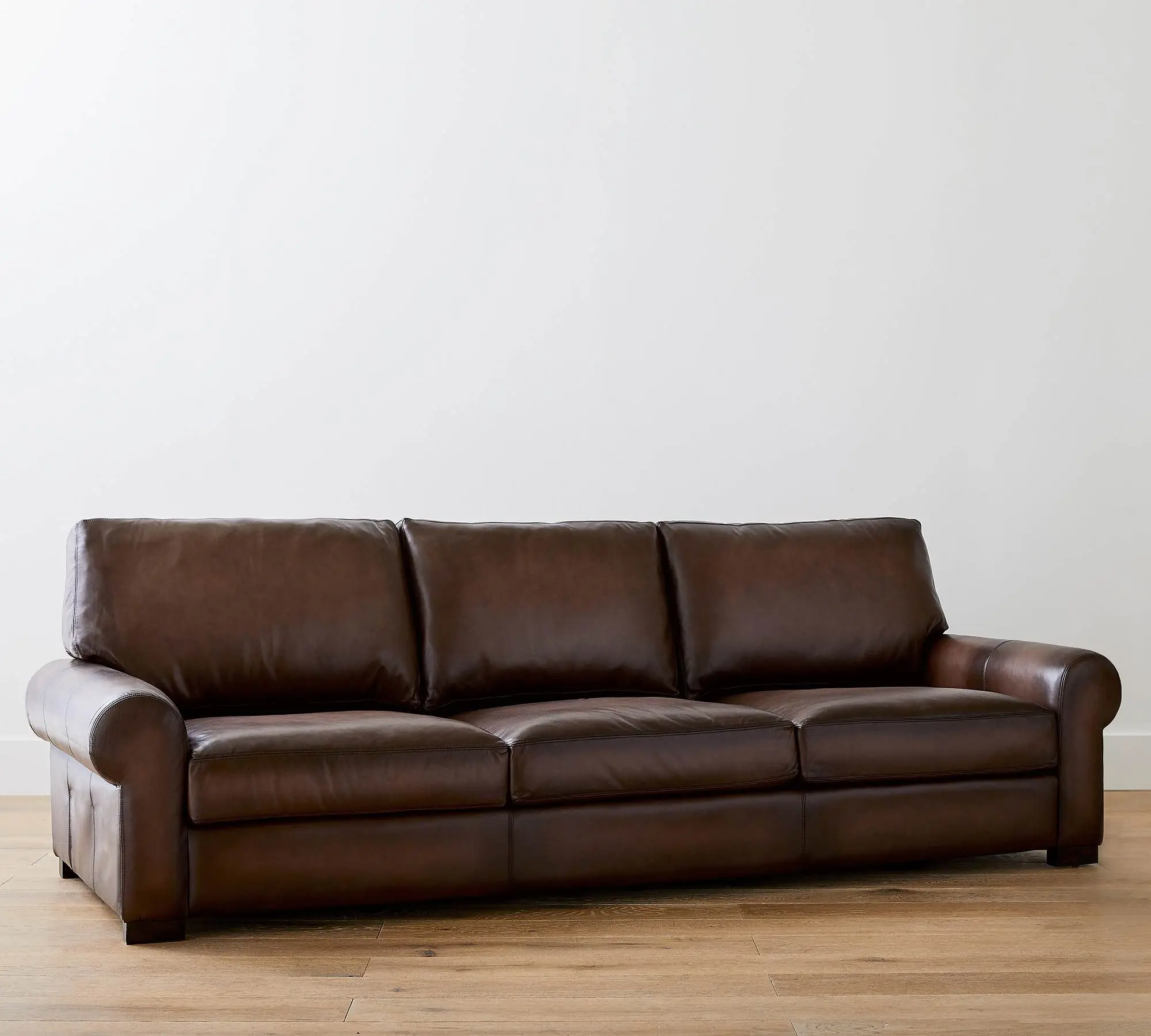 Modern Living Room Furniture Roll Arm Solid Wood Legs Seadrift Finish Leather Sofa