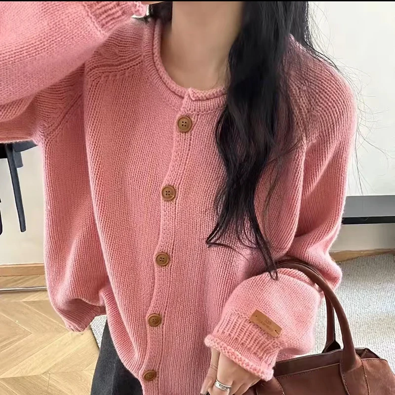 

100% pure wool knitted women's cardigan O-neck sweater for autumn and winter, short style with full sleeves, new women's sweater