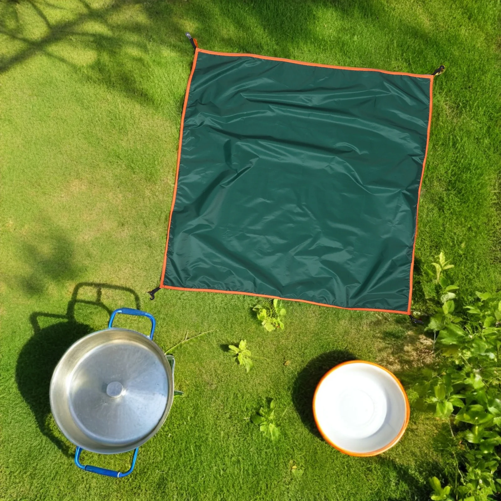 

110x110cm Outdoor Tent Rain Cover - Universal Waterproof Fly Tarp - Compact Camping Tarp for Hiking Sun Shelter and Emergency