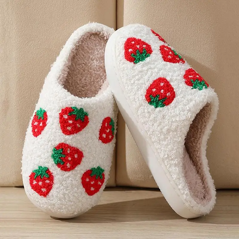 Cute Slippers Vintage Strawberry Foam Memory Slippers Fruit Slippers Indoor Household Slippers Cloud Slip On Slippers for Home