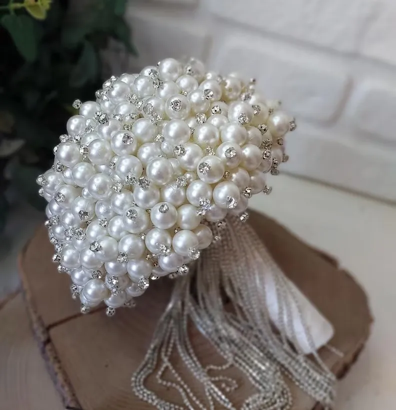 PEORCHID Luxury Handmade Ivory Pearl Bridal Bouquet For Wedding Buque De Noiva Silver Rhinestone Crystal Wedding Bouquet