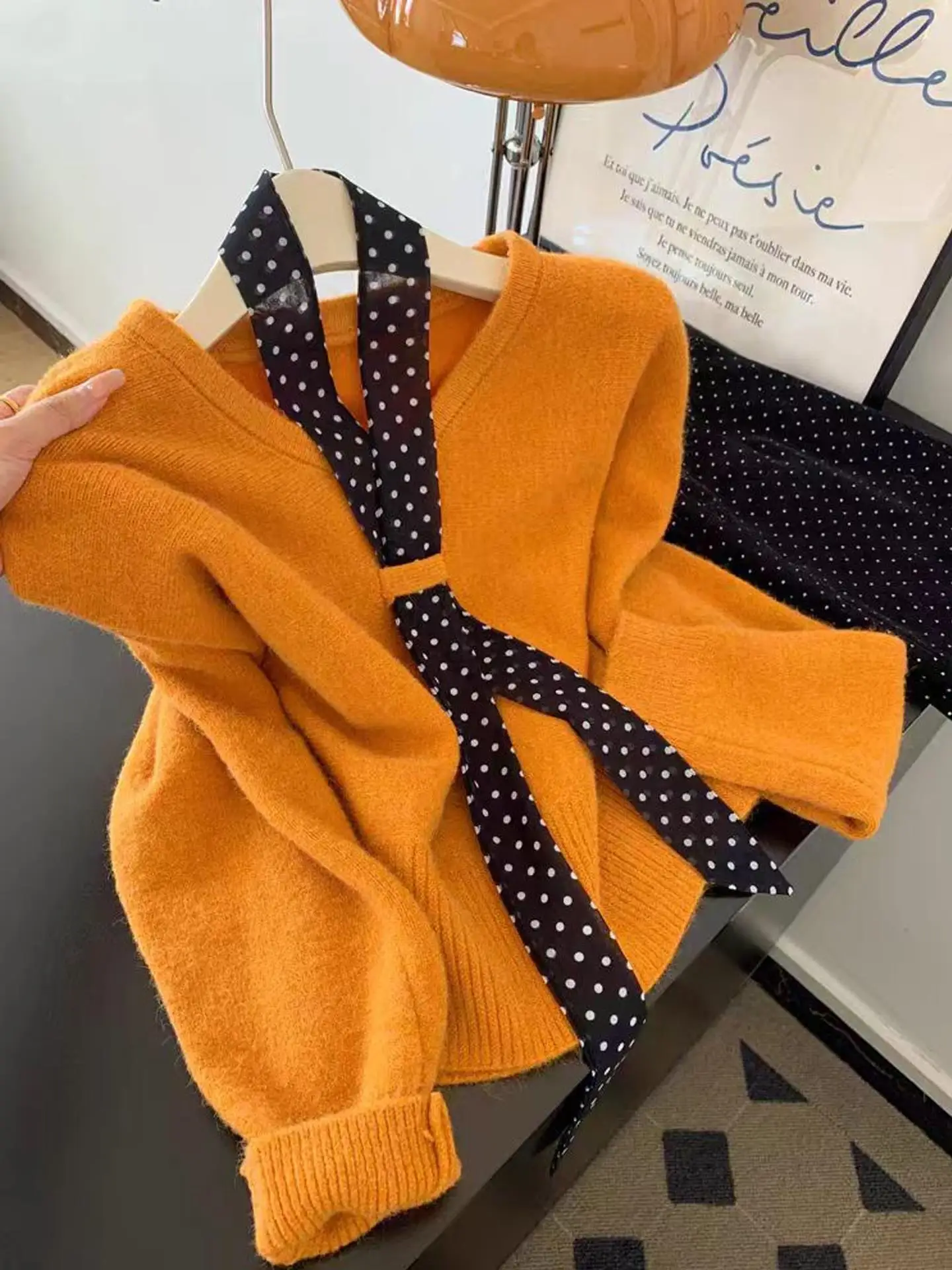 

Шикарный свободный женский вязаный свитер V-Ne Turtlene Long Sve, теплый нечеткий оранжевый шарф в горошек, висящий топ