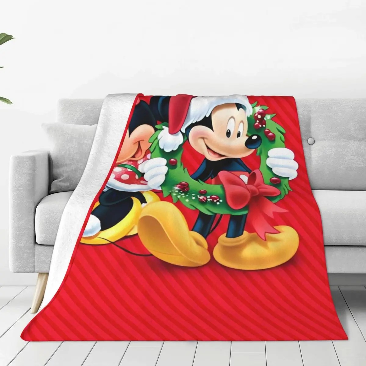 

Christmas Mickey Minnie Mouse Blanket Cute Cartoon Airplane Travel Flannel Throw Blanket For Couch Bed Warm Soft Bedspread Gift