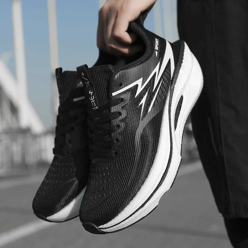 Sports Shoes] Men's ultra-light professional marathon running shoes, carbon plate cushioning, breathable low-cut design, fluores