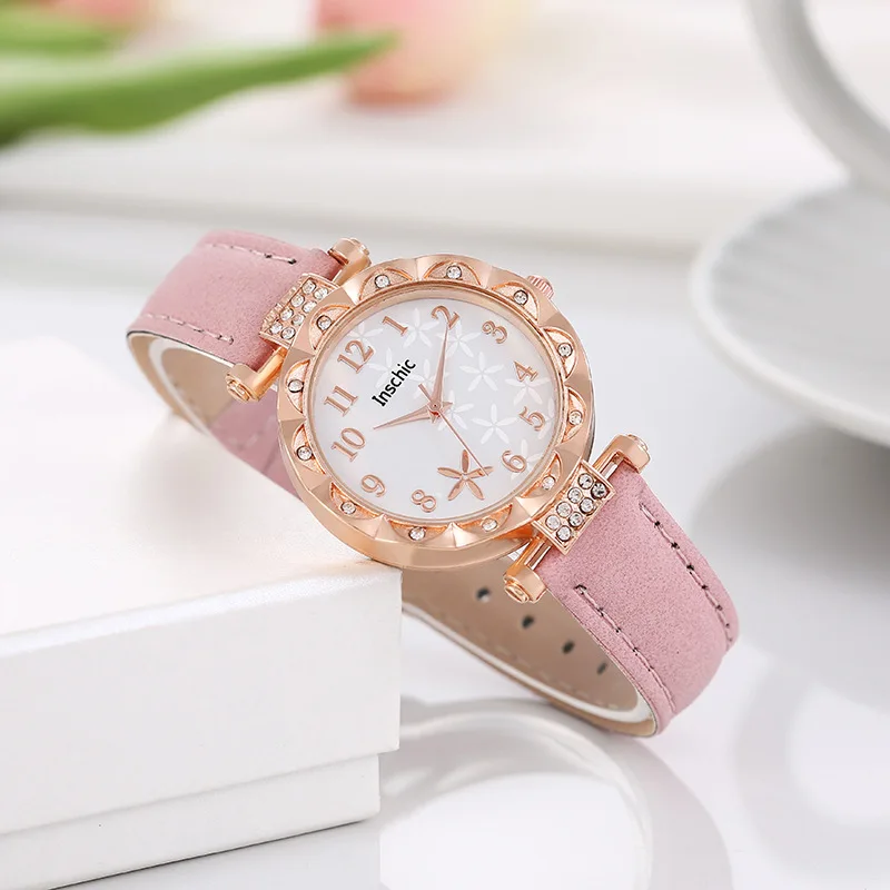 Women's Starfish Dial Versatile Women's Watch Ins Style Fashion Trend Quartz Leather Belt Watch