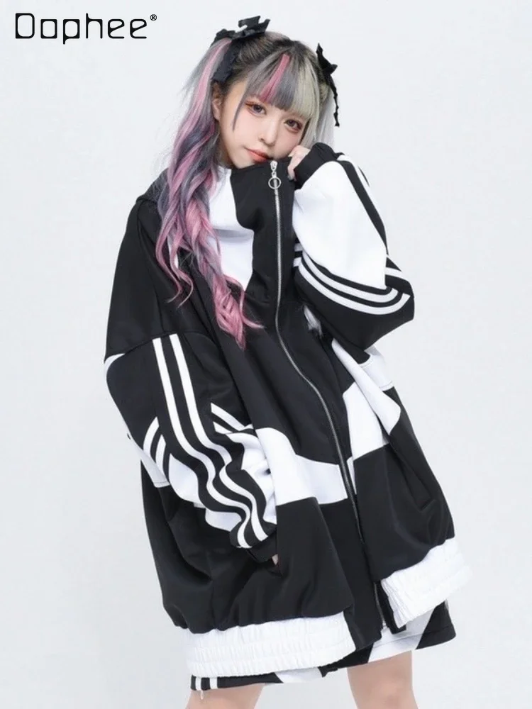 

Japanese Harajuku Mine Series Long Sleeve Hooded Jacket Autumn Black and White Sportswear Hooded Coat Detachable Trousers Suit