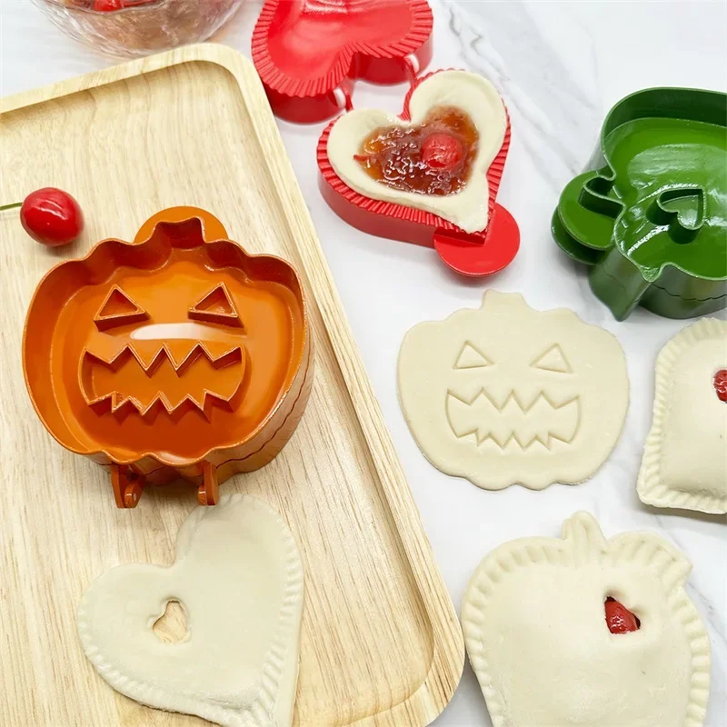 3 PCS Hand Apple Pie Mold Mini Pocket Pie Dough Press Tool Special Pie Maker for Halloween Pastry Baking Kitchen Party Supplies