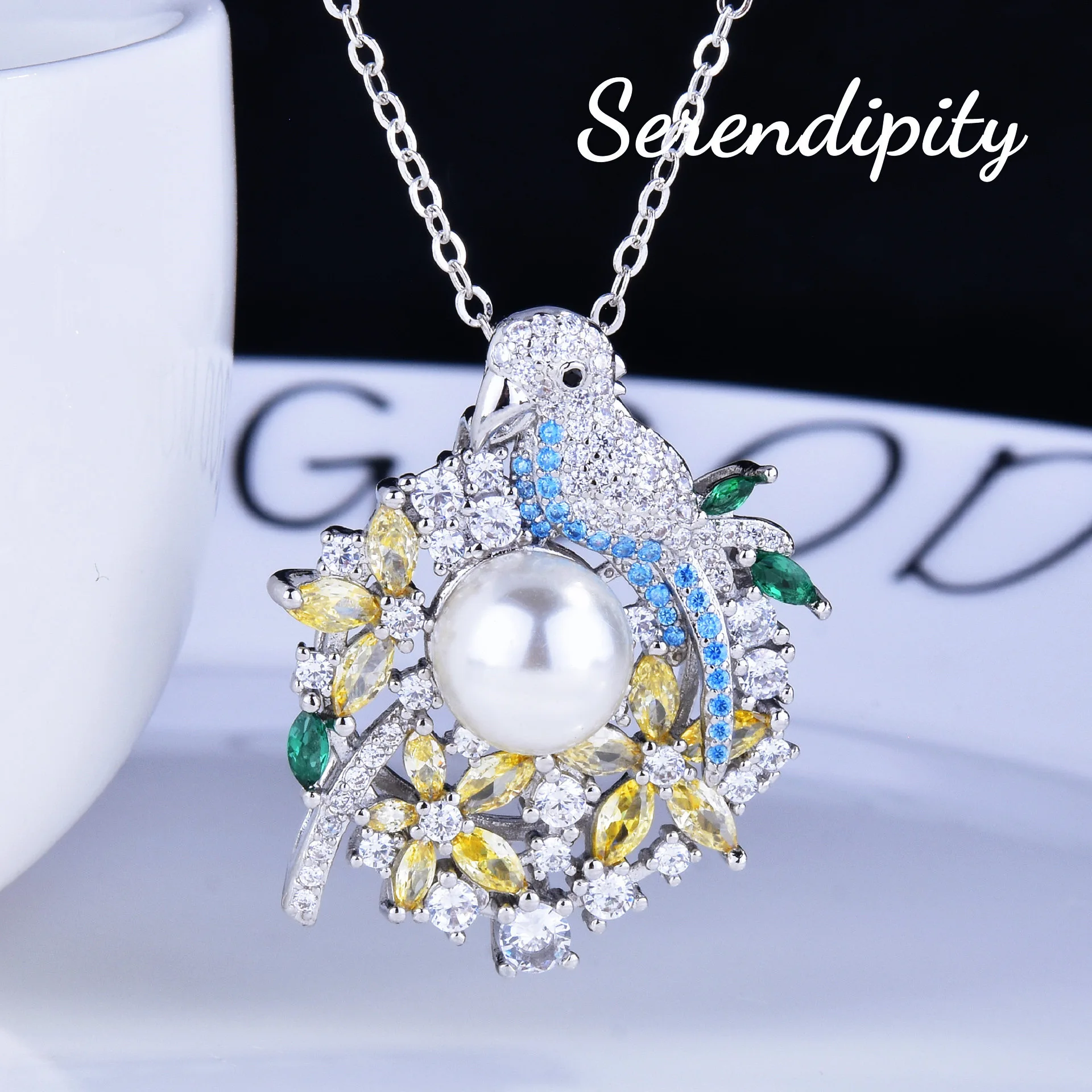 Luxury Exquisite Silver Color Jewelry For Women Colorful Crystal Cockatiel Parrot Pearl Pendant Necklaces Drop Shipping