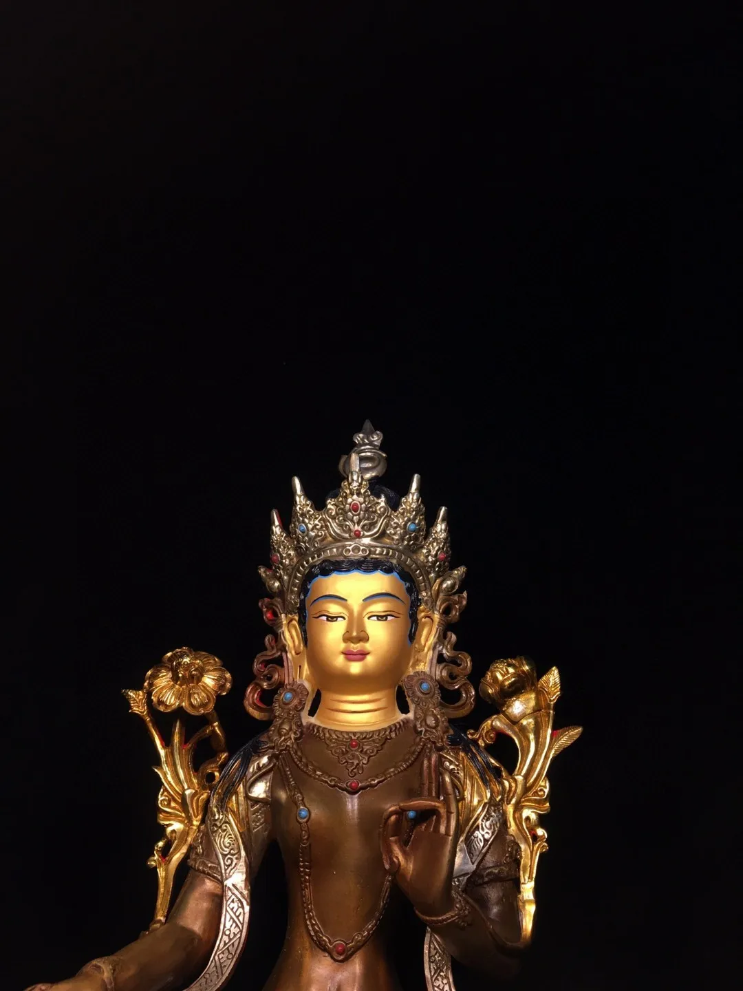 Pure copper painted inlaid with precious stones Tibetan gilt silver longevity Buddha Tara Guanyin statue home Buddhist hall orna