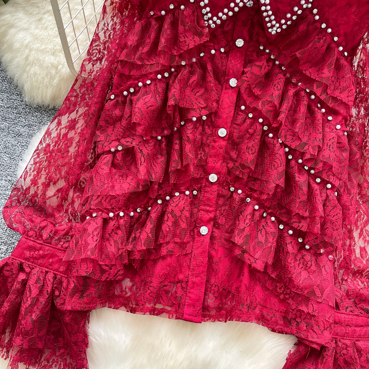 Beading diamante camisa feminina primavera outono novo estilo francês luz luxo manga borboleta casacos rendas temperamento vermelho topos