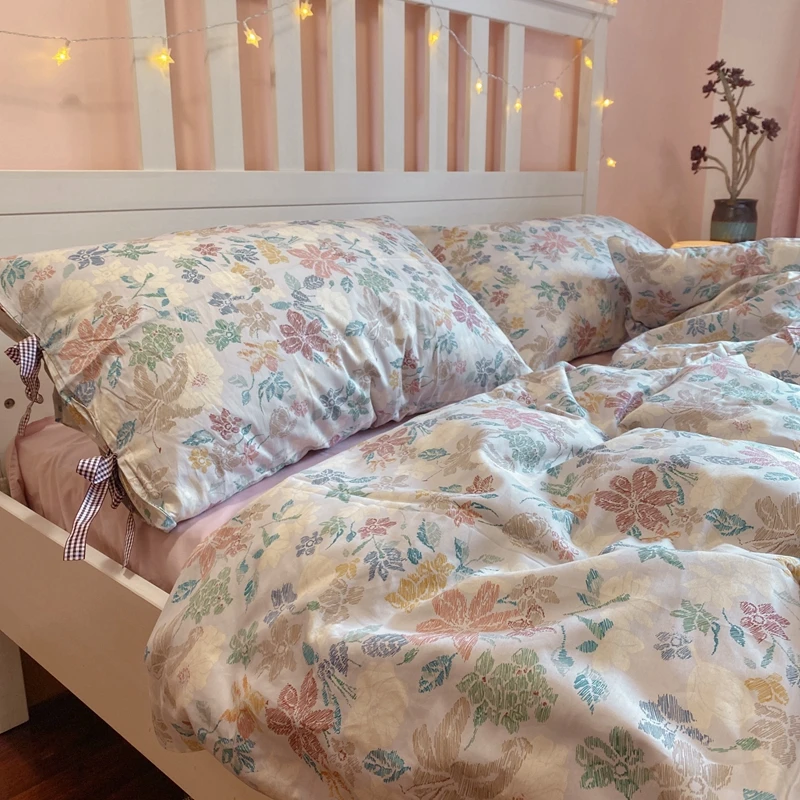 Retro Nude Floral Cotton Four-Piece Set Skin-Friendly Bedding Texture Pattern Printing Quilt Cover Fitted Sheet