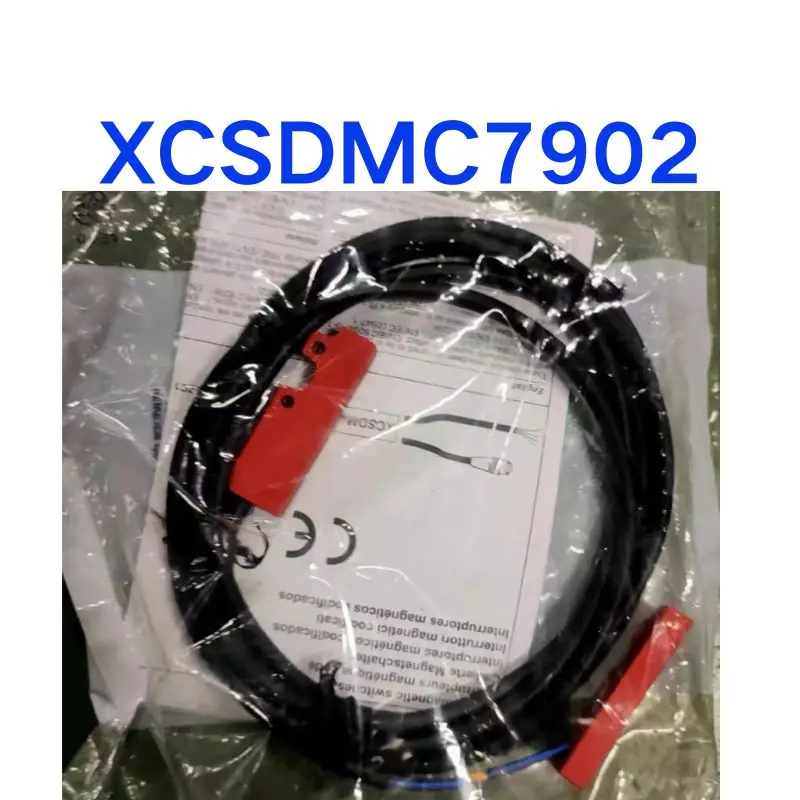 New XCSDMC7902 Safety Door Magnetic Switch Quick Shipment