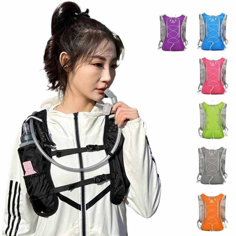 Lightweight Running Hydration Vest Backpack Insulated Daypack Portable Water Bag for Hiking Trail Running Cycling Marathon