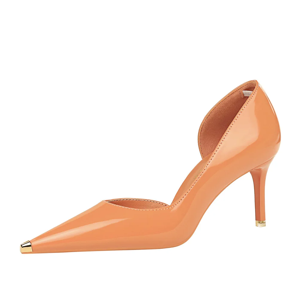 أحذية جلدية كبيرة للنساء ، قطة صغيرة ، طرف معدني ، عالي ، خنجر ، مكتب ، كعب ، 7 كعب ، حفلة