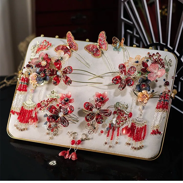 الأحمر Xiuhe غطاء الرأس 2025 جديد عالي الجودة أنيق الحد من العمر الزفاف الصيني Hanfu وثوب الزفاف إكسسوارات الشعر