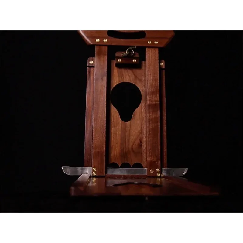 

The Chopper (Black Walnut) Stage Magic Tricks Wrist Cutting Magia Magician Classic Illusions Gimmicks Mentalism Props Fun Horror