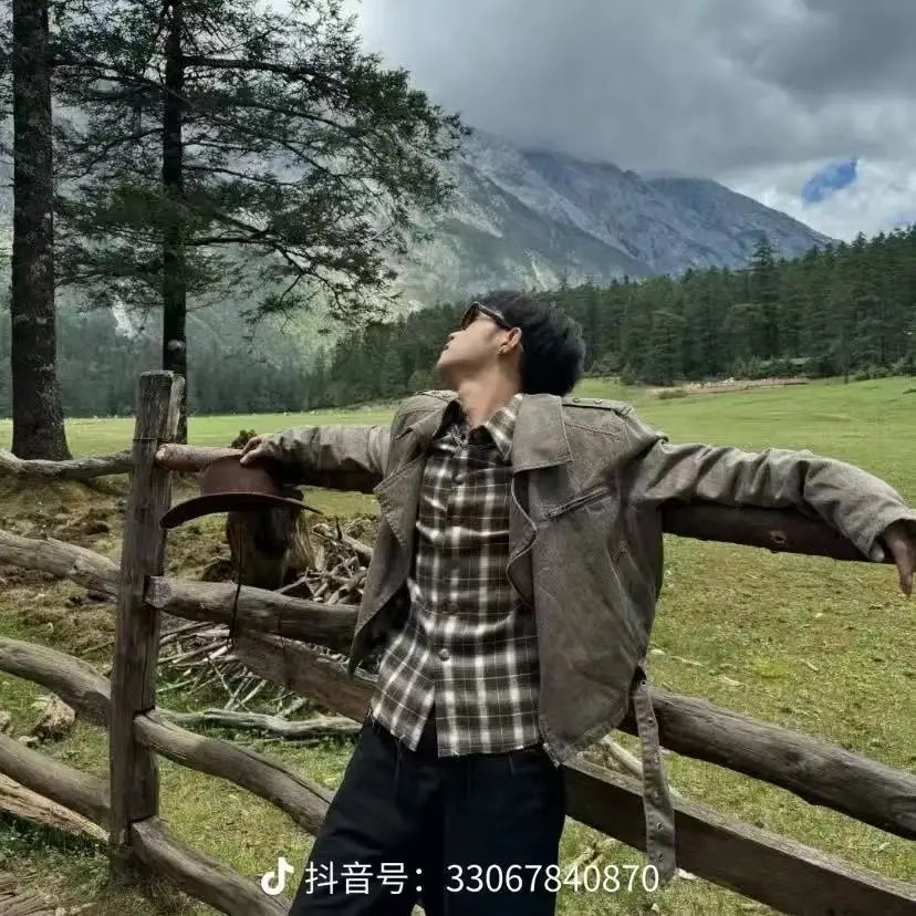 เครื่องไฮดรากราดิ้งอเนกประสงค์ 7 in 1 รุ่น Ice Blue Terrazzo สำหรับการวิเคราะห์ผิวหน้าและการดูแลผิวหน้าแบบมืออาชีพ