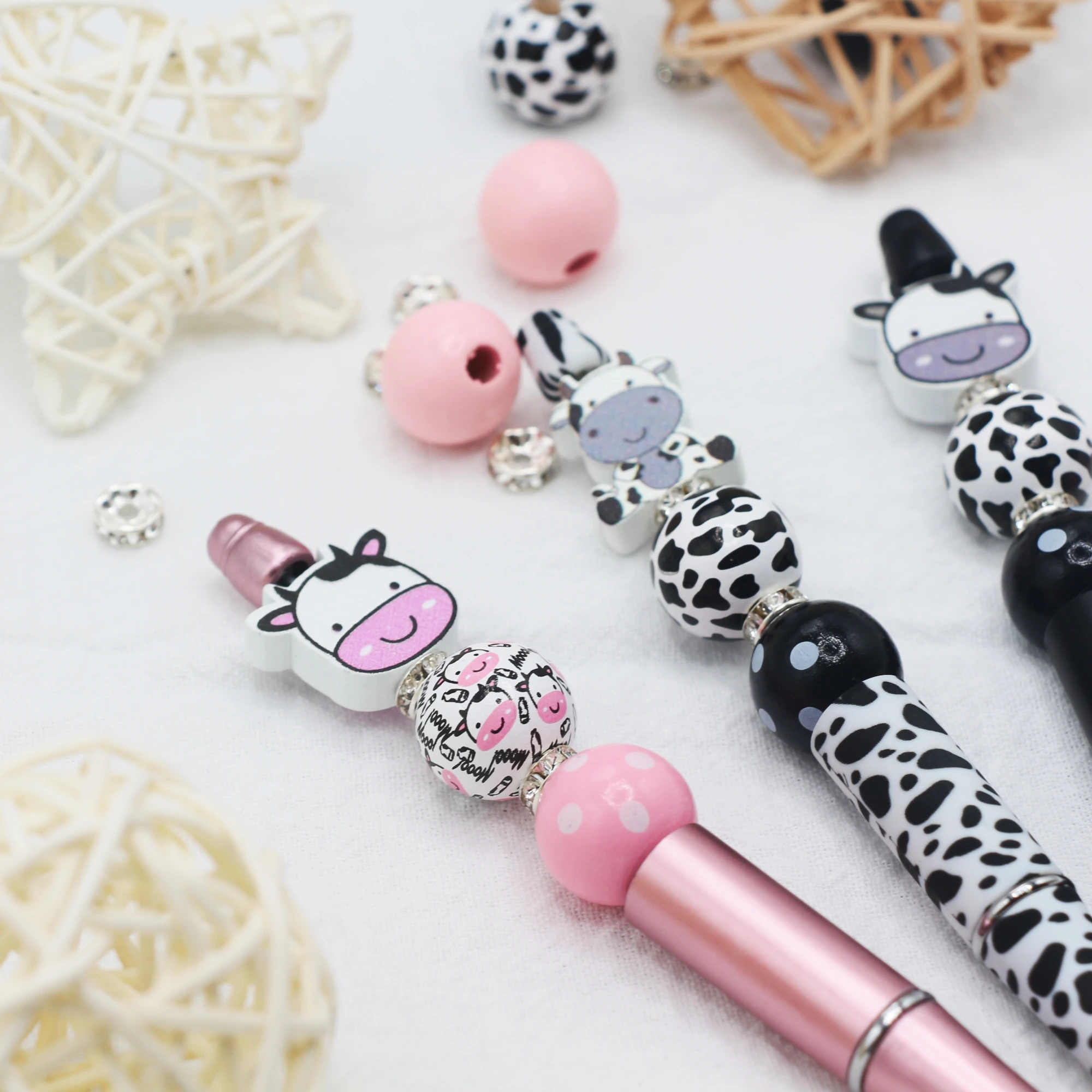 9 pcs  cute cow themed black ink DIY bead ballpoint pen and cute cow shaped wooden beads, glitter set, office and school supplie