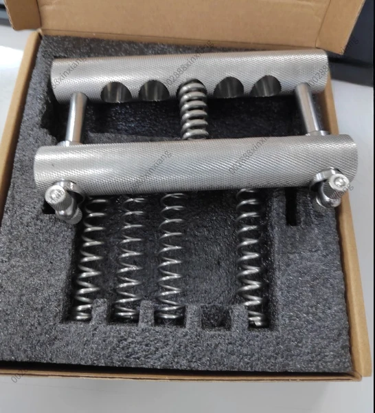 Stainless Steel 3cm Grip Strength Device, Portable and Adjustable, Heavy-duty High-end Men's Fitness Exercise, Finger Strength