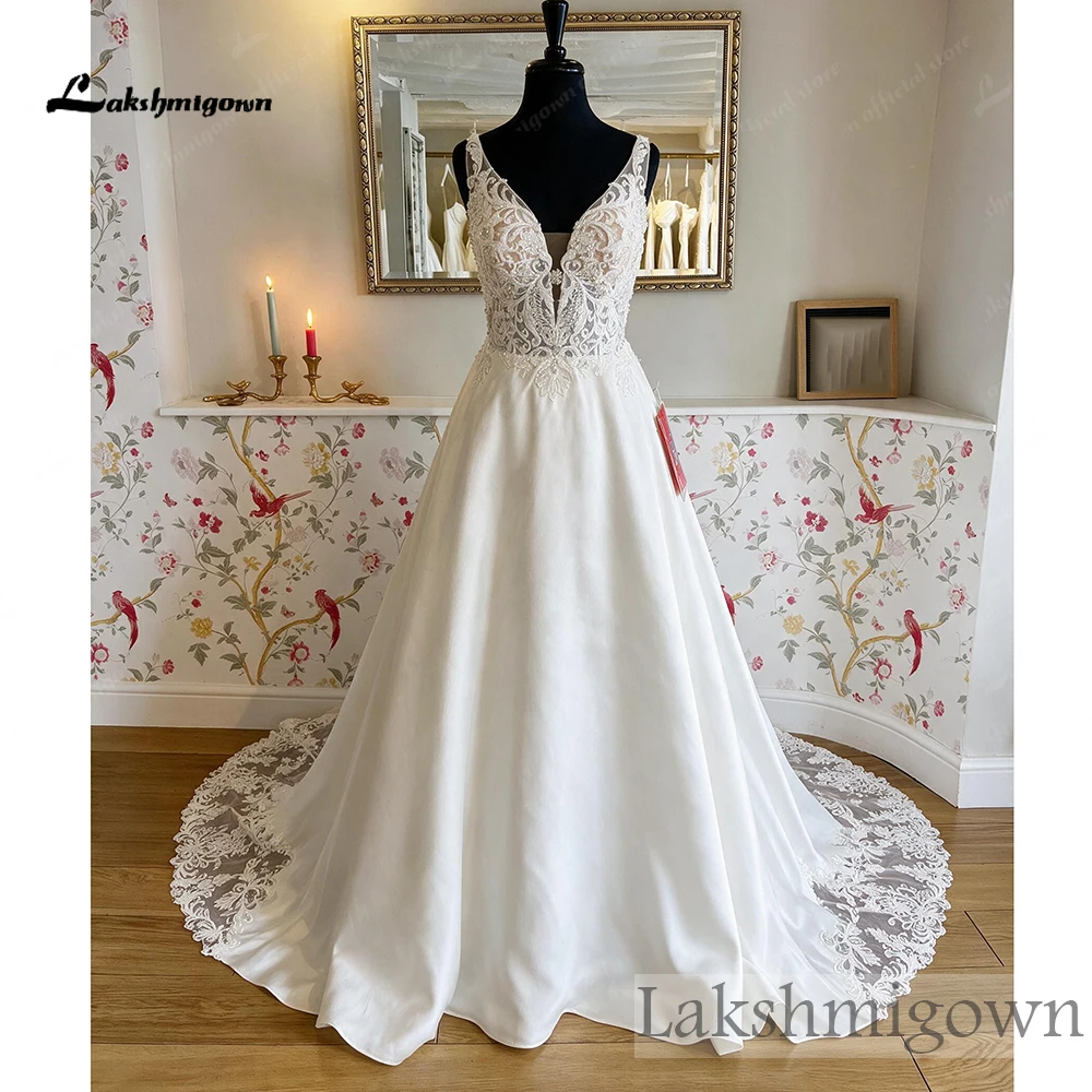 Lakshmigown Deep V Neck Wedding Dress Spaghetti Straps Beaded Lace Illusion Bodice Satin Bridal Gown With Lace Train Customized