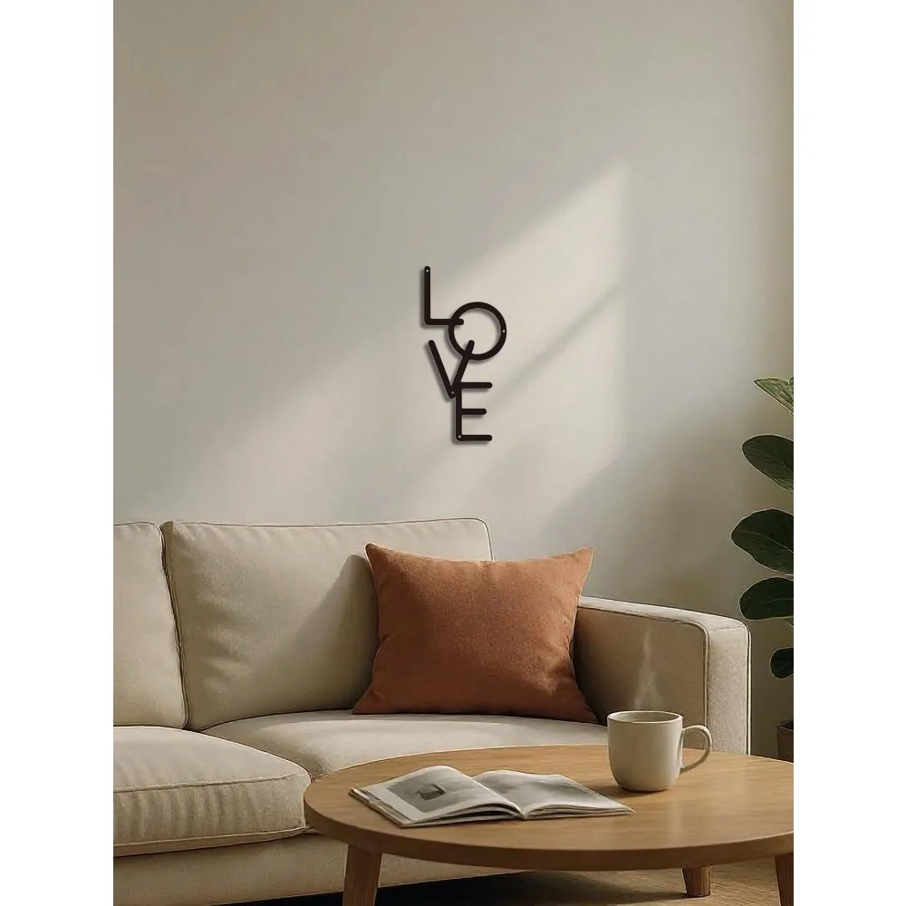 Gothic "Love" Metal Wall Sculpture – Black Vintage Letter Decor – Halloween, Christmas Gift