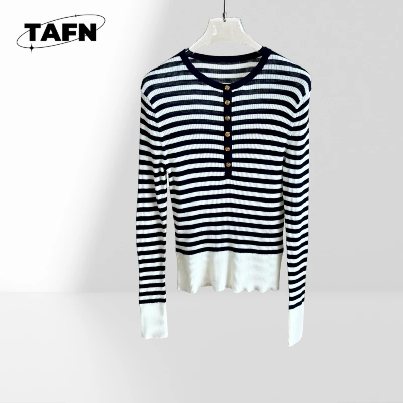 

Sweater Half Cardigan Exquisite Fashion Premium Cashmere Cardigan – Retro and Cozy for Casual Turtleneck SweaterA25056