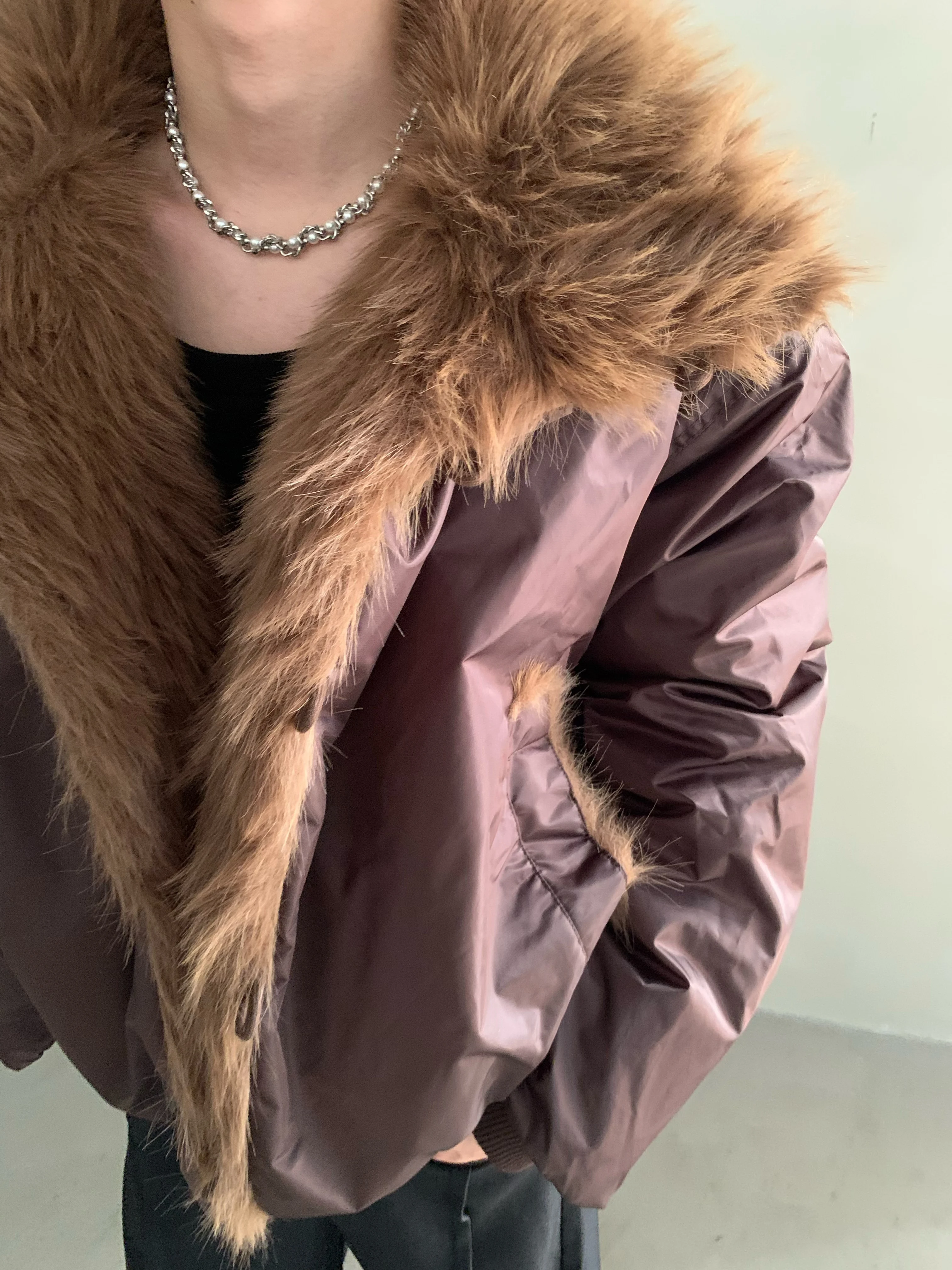 سترات رجالية جديدة لشتاء 2025 أنيقة بلون سادة وياقة من الفرو الصناعي سترات رجالية سميكة ودافئة بياقة واقفة معاطف من الفرو سترات متكاملة #5