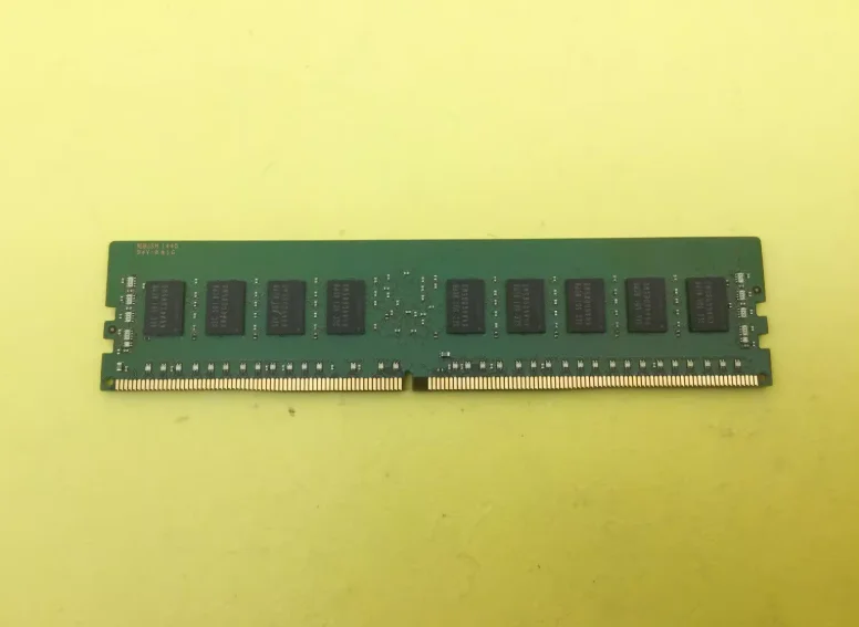 

For 8G ram M393A1G43DB0-CPB0Q 2RX8 PC4-2133P DDR4 REG ECC M393A1G43DB0-CPB server memory 8GB