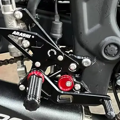 Arashi V2.0 Adjustable Footrest For YAMAHA YZF-R3 YZF-R25 2015 - 2025 CNC Foot Pegs Rearset YZF R3 R25