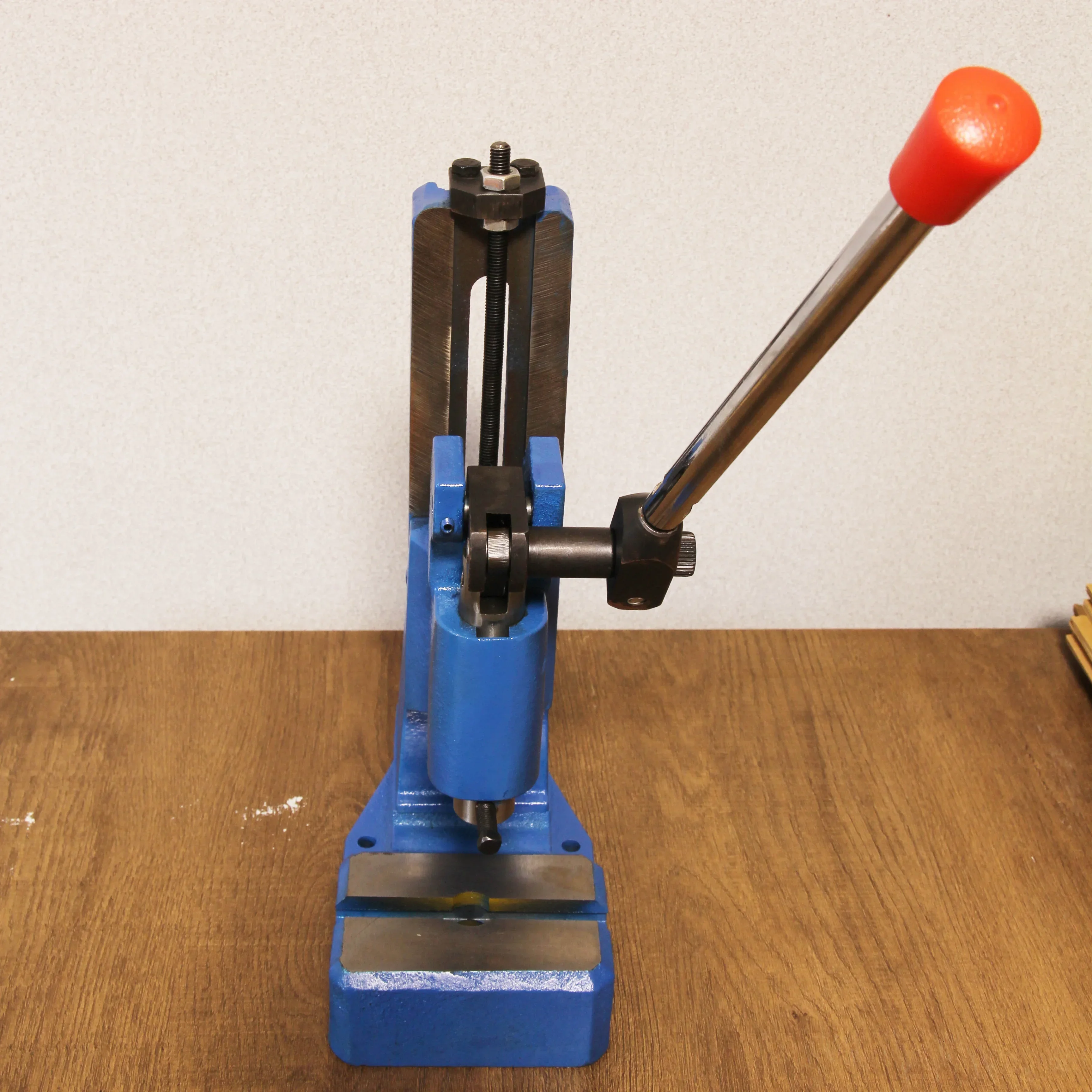 2025/Wonze brand Small Manual Hand Coin Press  Disc Punching  for Coin Cell Electrode and Separator