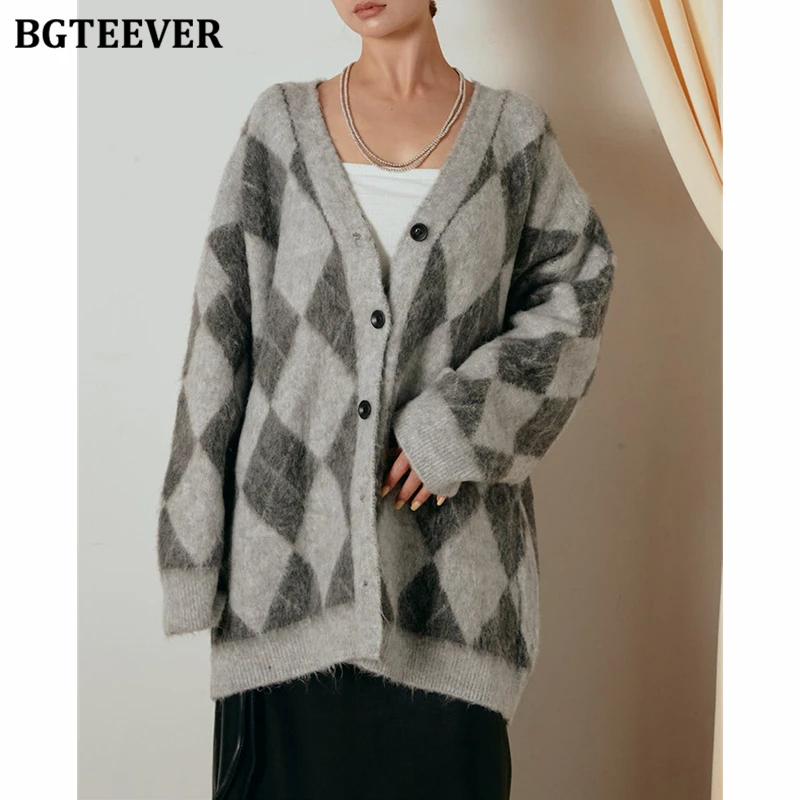 

BGTEEVER повседневные теплые свободные женские однобортные клетчатые вязаные свитера осень-зима модные женские кардиганы с длинными рукавами топы