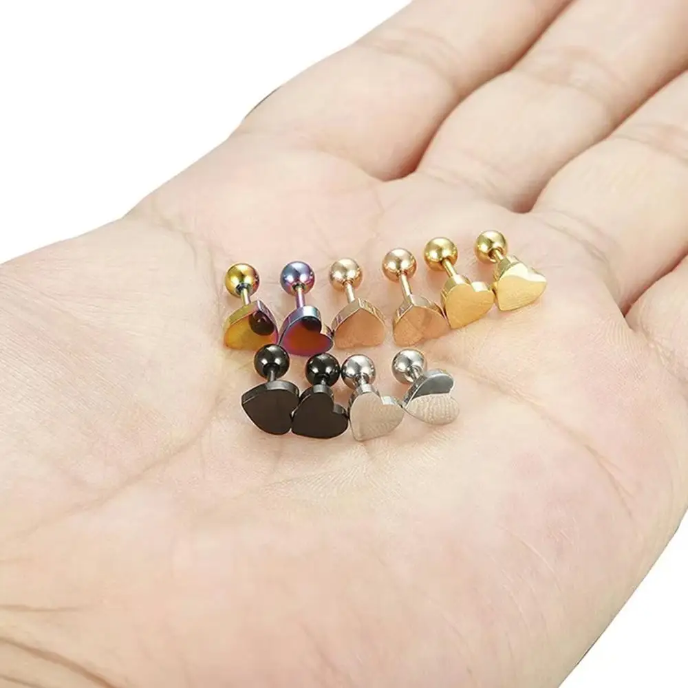 1-5Pairs Cute Fashion 16G Love Heart Stud Earrings for Women Screw Back Cartilage Tragus Conch Helix Body Piercing Jewelry