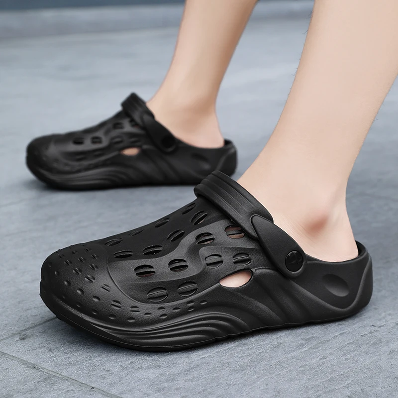 

Новая мужская летняя верхняя одежда, противоскользящая крышка без шнуровки, тапочки «два в одном», пляжная обувь на мягкой подошве, дышащая обувь в форме дырок