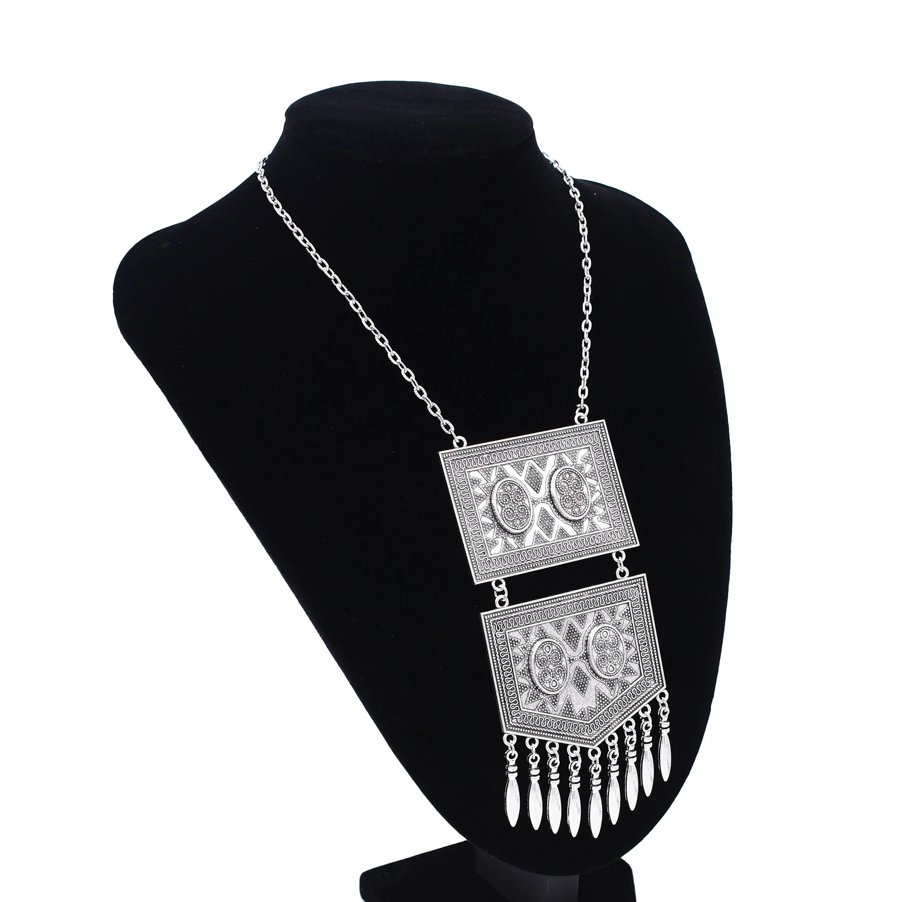 Vintage Silver Ethnic Exaggerated Statement Necklaces Antique Metal Carved Hollow Geometry Tassel Boho Jewelry Accessory Gift