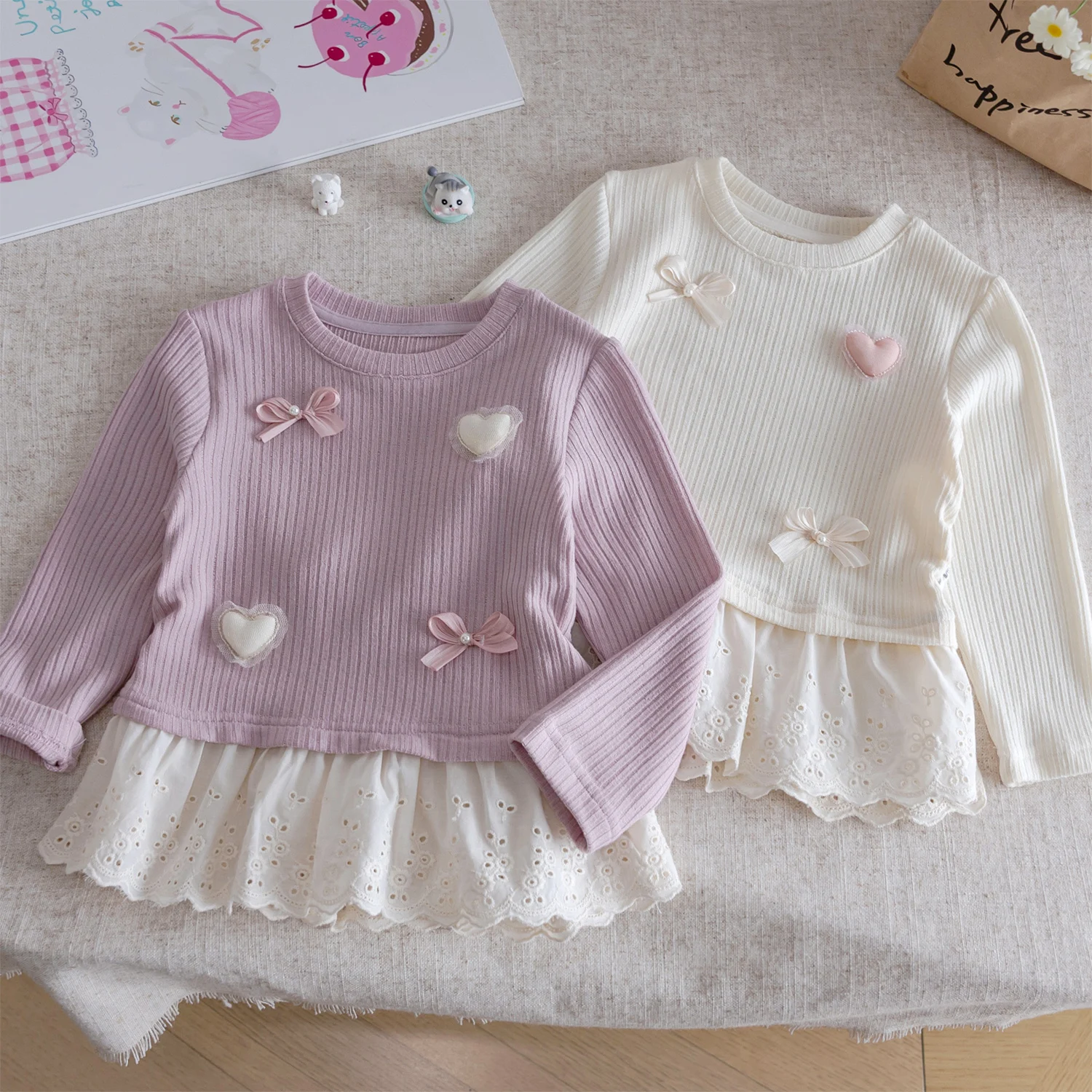 الفتيات طويلة الأكمام تي شيرت الخريف جديد للأطفال ثلاثية الأبعاد القلب العلوي الكورية الاطفال سليم أسفل قميص القوس الدانتيل الربط البلوز