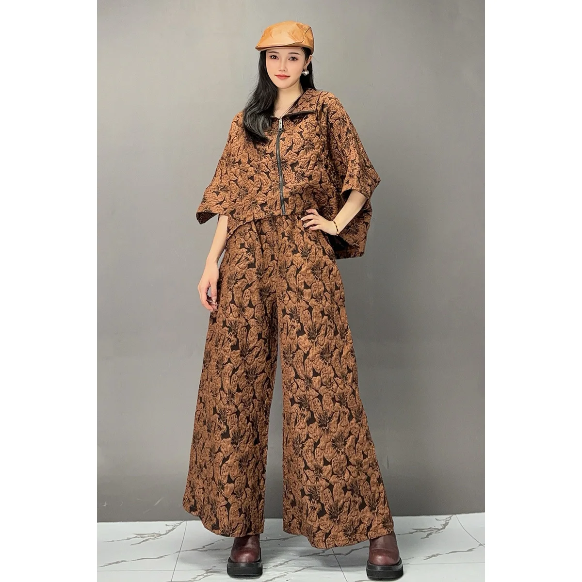 Vefadisa Dark Brown 2024 Autumn New Vintage Printed Women Matching Sets Lapel Long Sleeved Coat And Wide-leg Pants Suit ZXY1011A