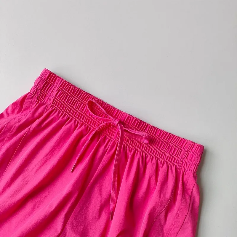Sommer Damen High-Waist Lauf- und Yoga-Shorts, 2-in-1 Freizeit-Kurzhose, Radfahrer-Shorts, Sport-Shorts – Detail 12