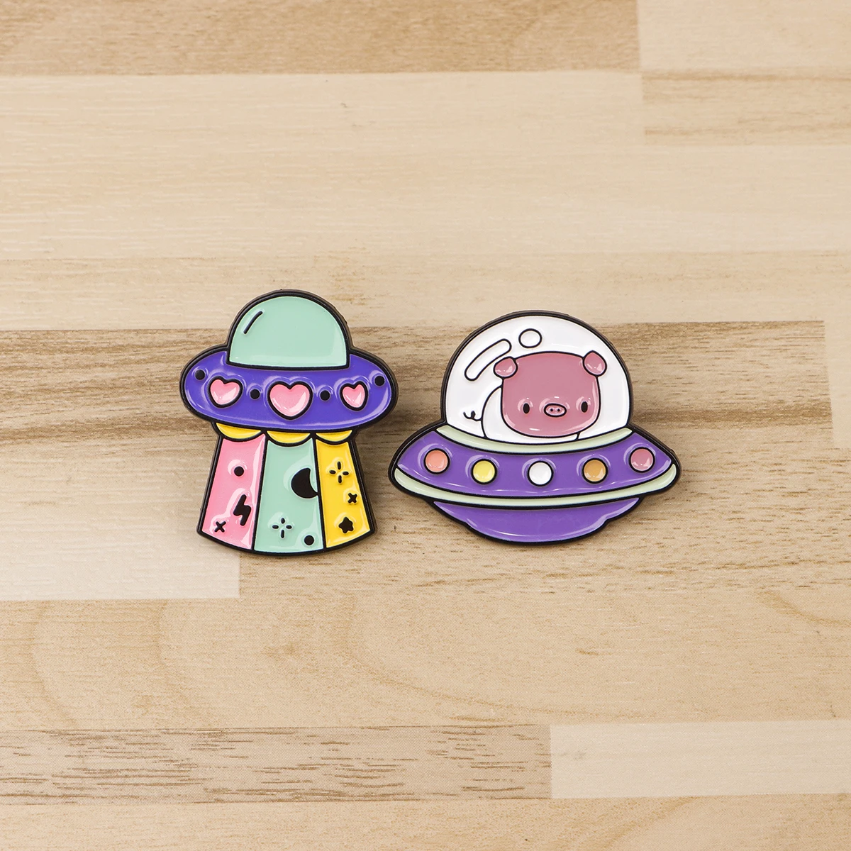 

Cute Cartoon UFO Lapel Pins for Backpack Enamel Pin Women's Brooches Metal Briefcase Badges Accessories Children Gifts