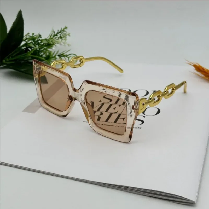 Chain Sunglasses with Large Frame Retro Trend Personalized Luxury Brand Design for Men Women Small Frame UV Resistant Sunglasses