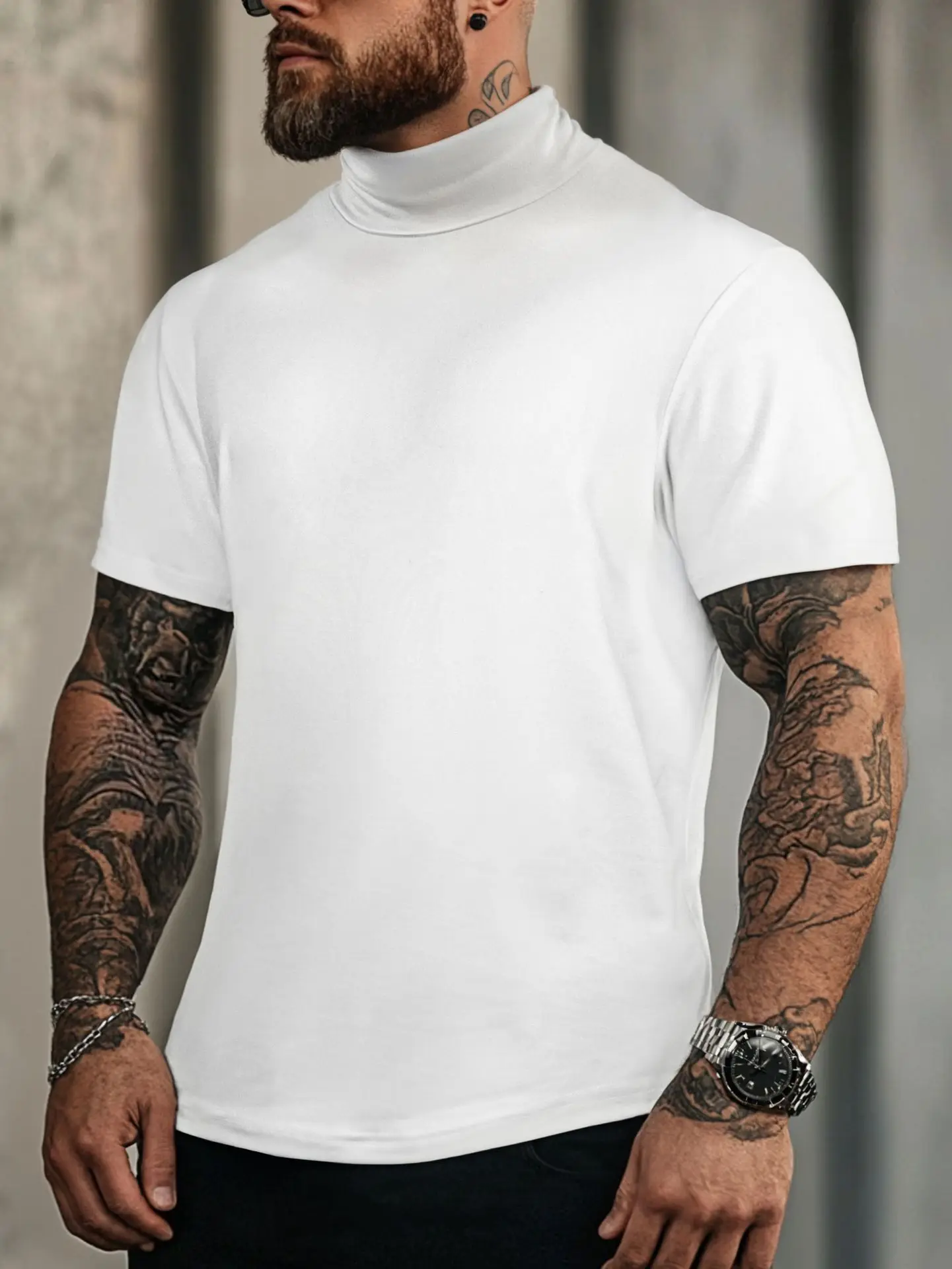 Why Is the Ssummer Men’s Summer Solid T-Shirt Becoming a Go-To Choice for Warm-Weather Streetwear?