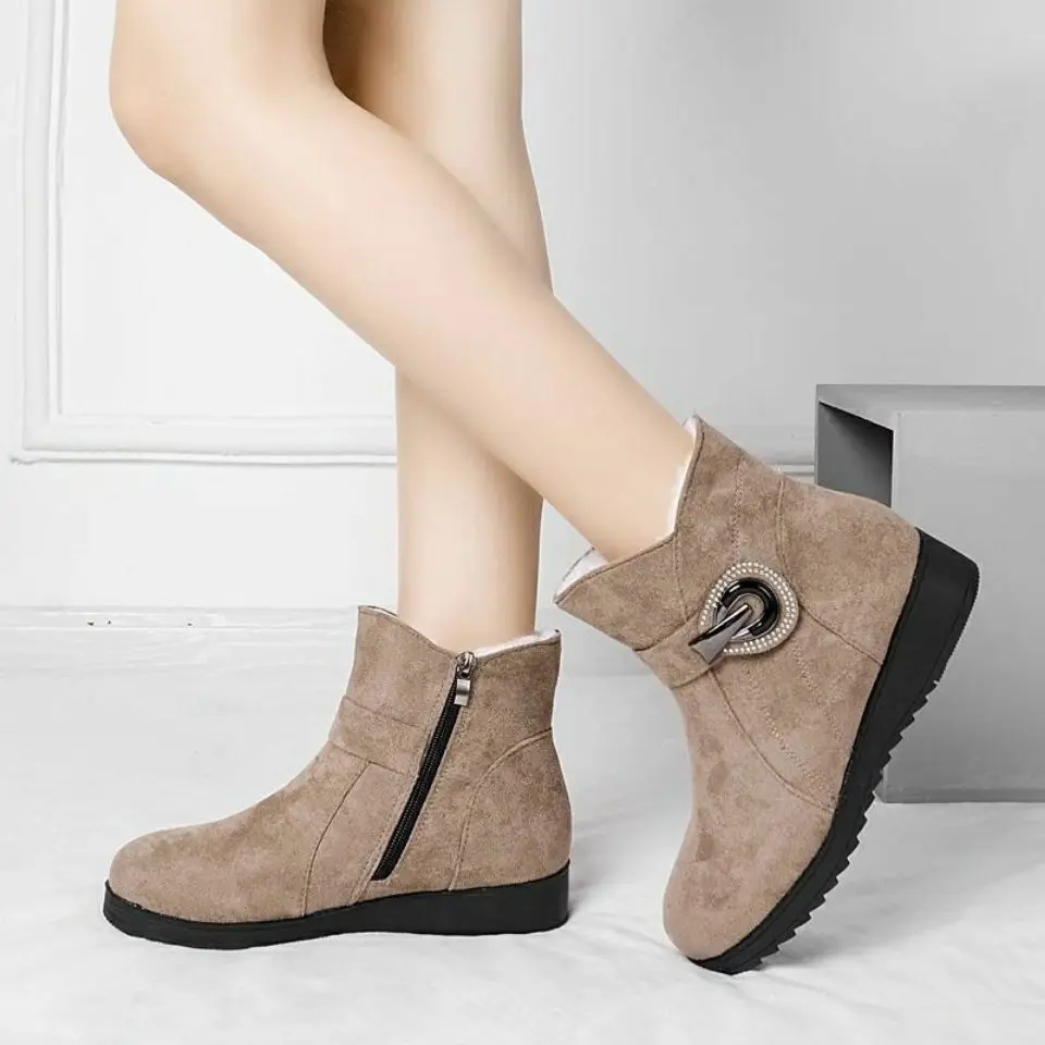 

Нескользящие женские зимние ботинки, зимние легкие, на массивной молнии, распродажа, высокое качество, новинка 2025, плюшевая теплая пушистая модная женская обувь