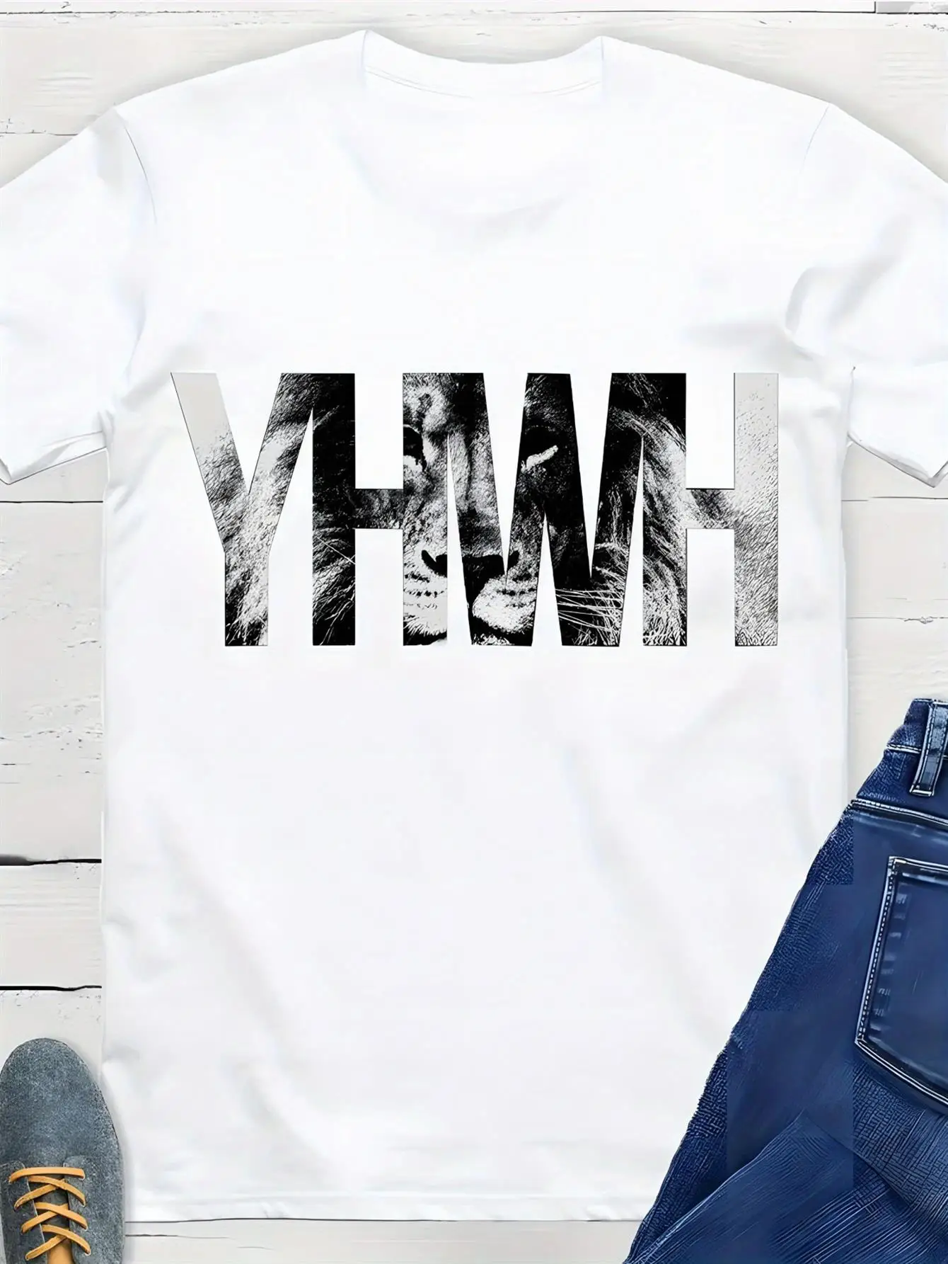 1 piece Men's Christian Pattern T-shirt - Bold YHWH letters and Hebrews 12:2 scripture design, street style T-shirt, round neck short-sleeve casual shirt, suitable for church, casual wear, and Christian faith attire