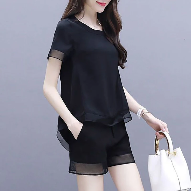 

Fashion Elastic High Waist Chiffon Short Sets Women's Clothing 2025 Summer New Loose Asymmetrical Short Sleeve Matching Sets.