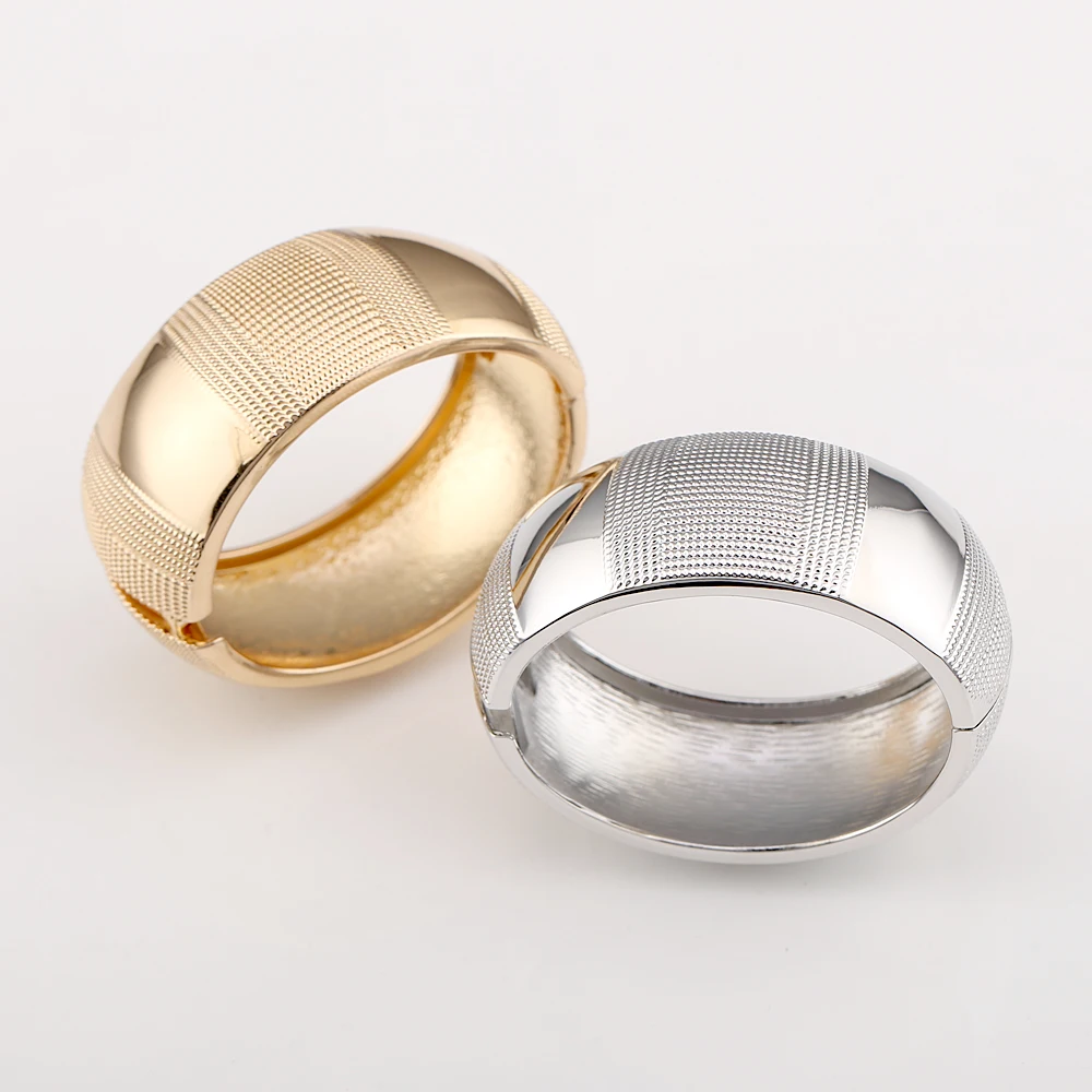 Gold Color Wide Spring Bangle Women Simple Vintage Dot Pattern Bracelet Punk Style Fashion Bold Unique Jewelry Accessory Design