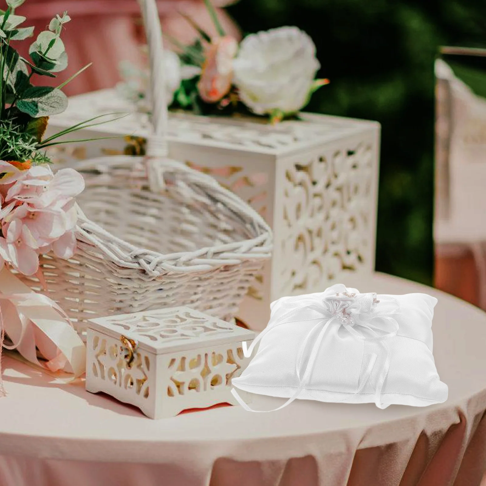 

Wedding Ring Pillow Cute Bearer Bowknot Decor Soft Comfortable Party Decoration Elegant Flower Girl Accessory Holder