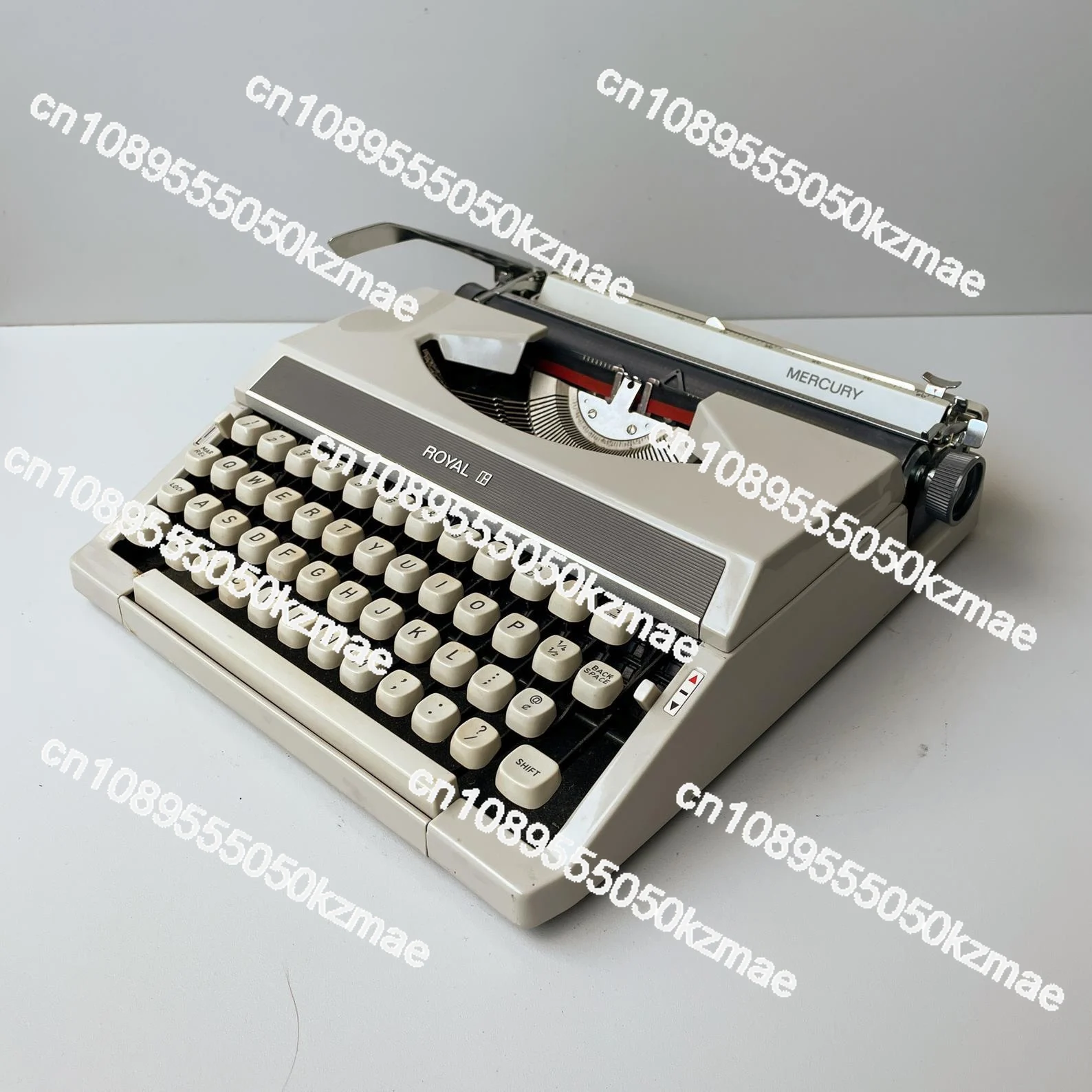 

FOR ROYAL Vintage English Typewriter Grey Metal Shell Mechanical Retro Hardware