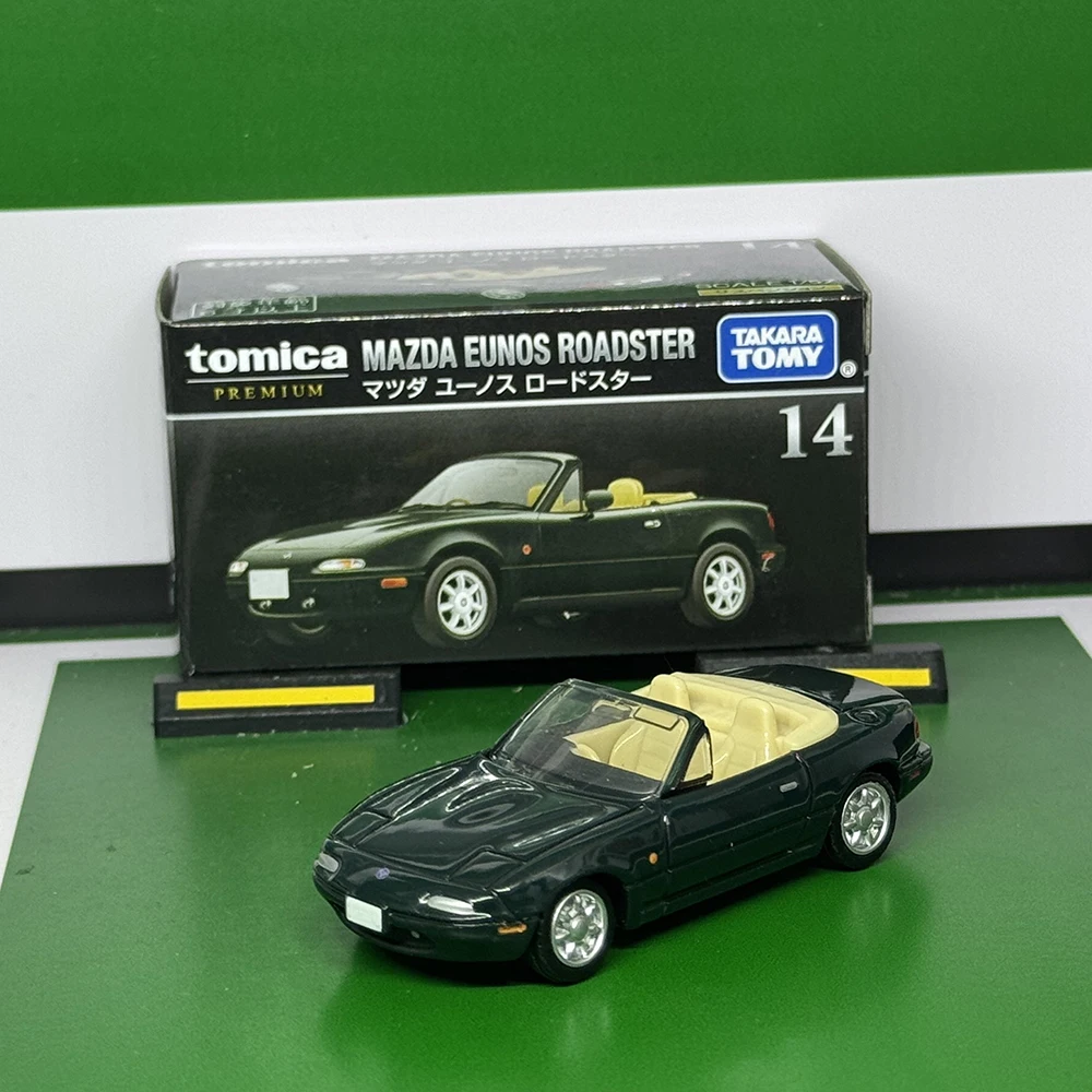 

Takara Tomy Tomica Premium 14 Mazda Eunos Roadster Die Casting Static Alloy Car Mode Collection Display Boy Toy Gift