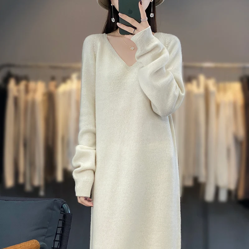 Fall/Winter 2023 New Long 100 Pure Wool Knitwear Women\'s V-neck Dress Loose Slim Sweater Top